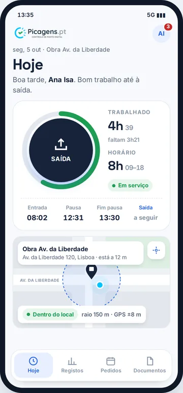 Ecrã do colaborador com o botão para picar e as horas do dia